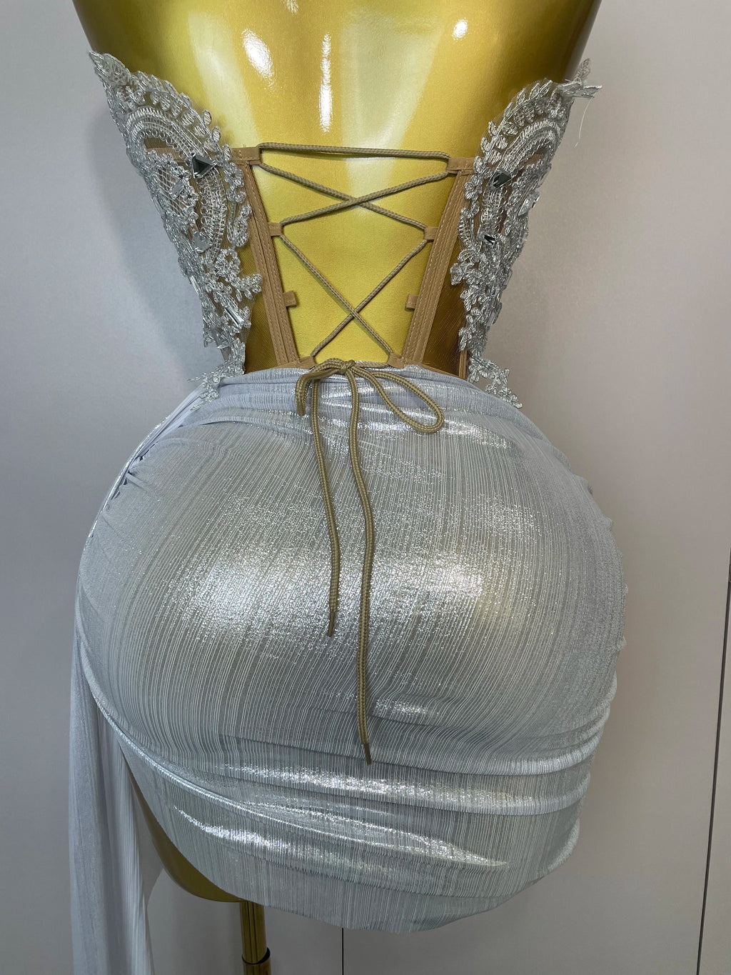 Robe À Paillettes Dos Nu