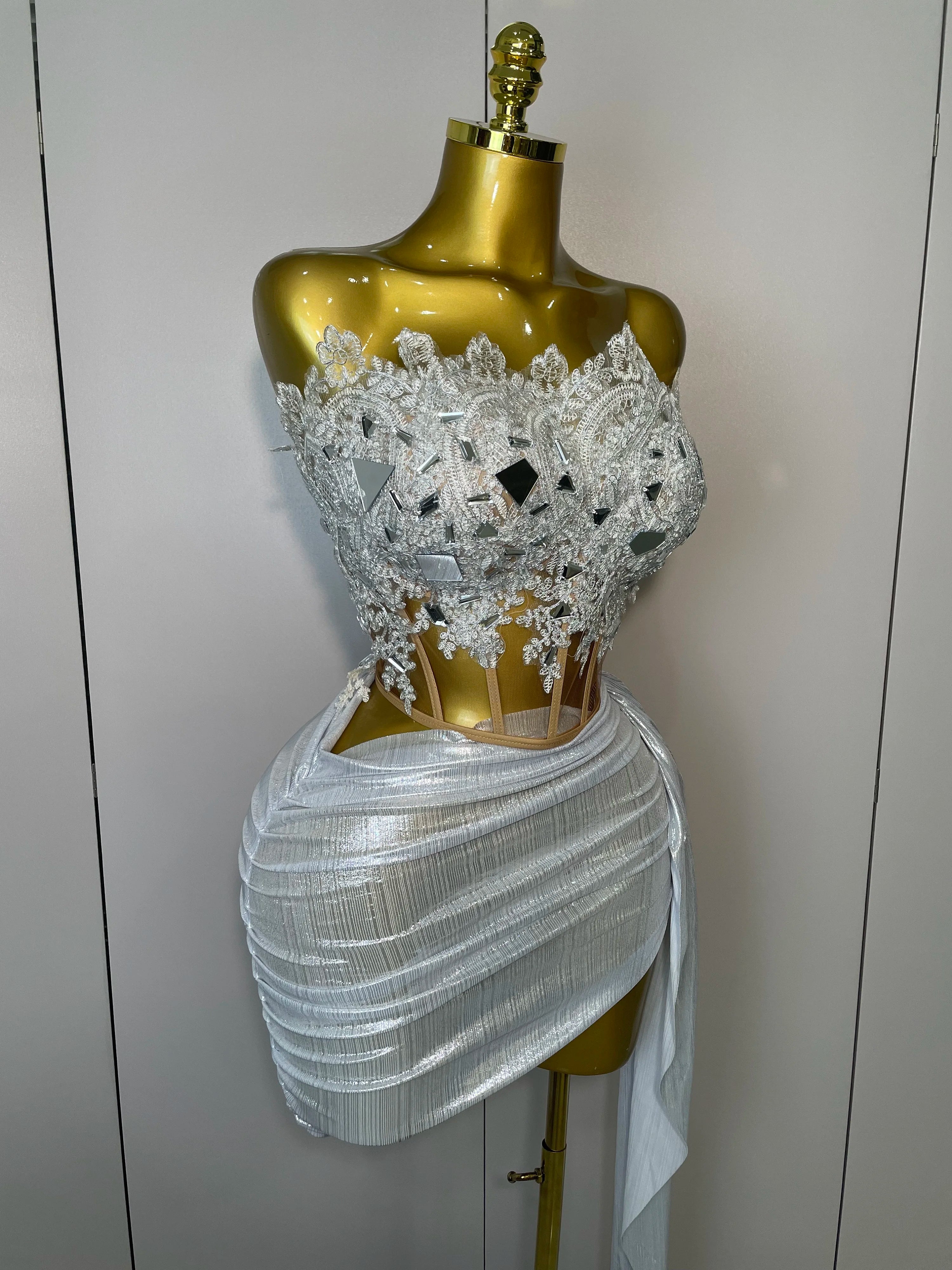Robe À Paillettes Dos Nu