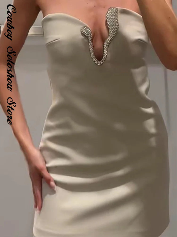 Ensembles mini-jupes sexy À Strass Et  Débardeurs Bustier Dos Nu À Col En V Et Jupes Taille basse